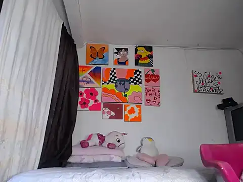 Nahomyyy live sex cam