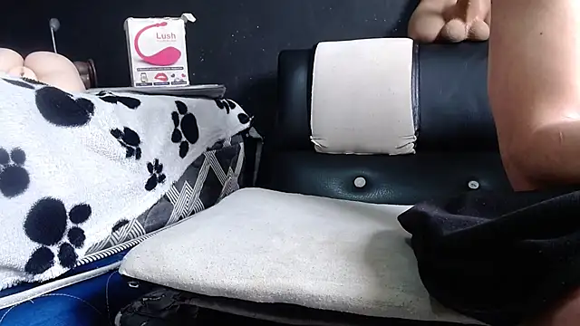 ethasteban27 live sex cam