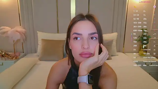 BellaHalles live sex cam