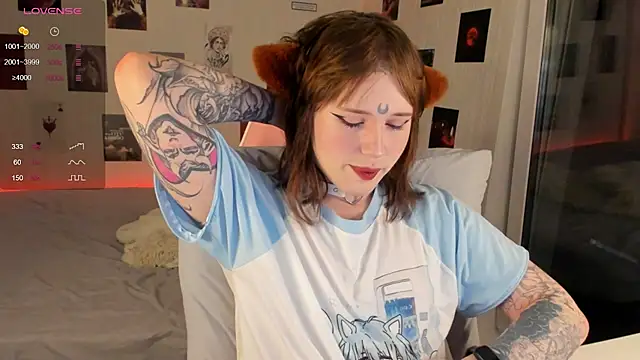 Alice_moonshard live sex cam