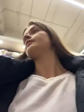 KittyQueeny live sex cam