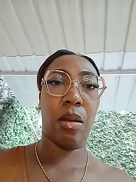 dirtyvictoria live sex cam