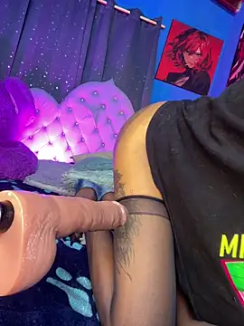 Naugth_channel_ts live sex cam