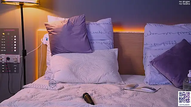 CottaDakota live sex cam