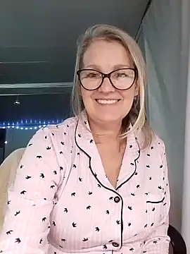 irinamaux live sex cam