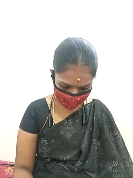 Tamil_Yalini12's cam snapshot