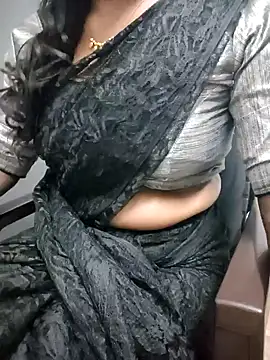 Tamilmallu-duskygirl03's cam snapshot