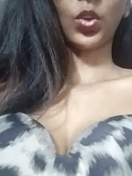 Aaliya_BigBoobs_1's cam snapshot