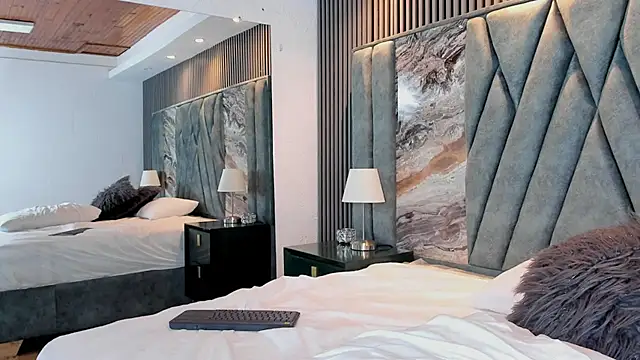 charlott_divine's cam snapshot