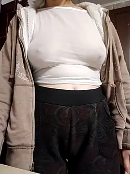 LenaBloomy's cam snapshot