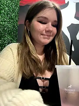 PumaShyXD live sex cam