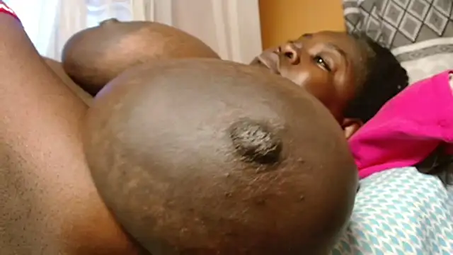 titi_fiesta live sex cam