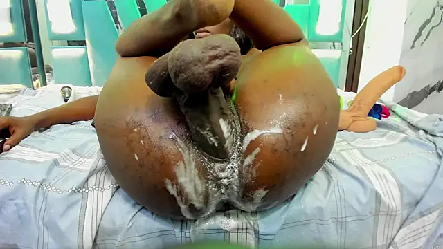 ebony_valentina live sex cam