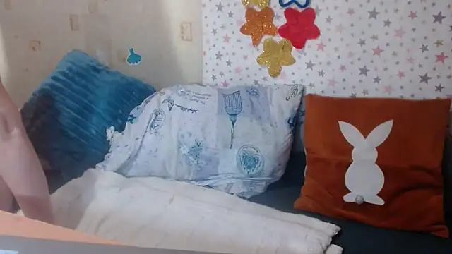 QueenLana live sex cam