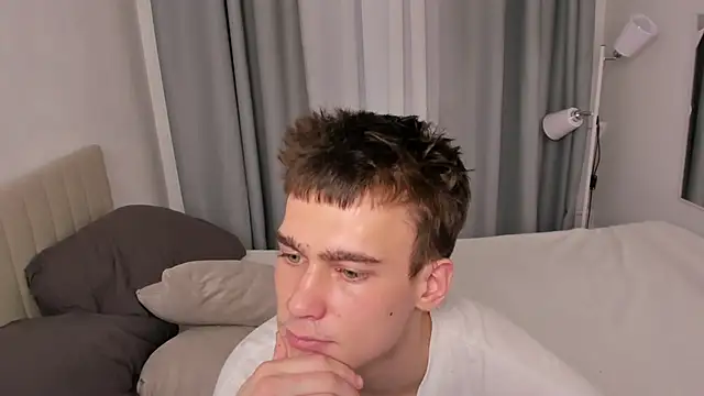 Kevin_Kesi live sex cam