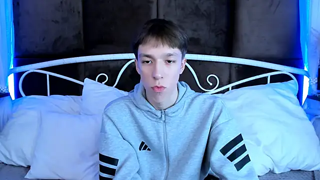 MarkBranston live sex cam