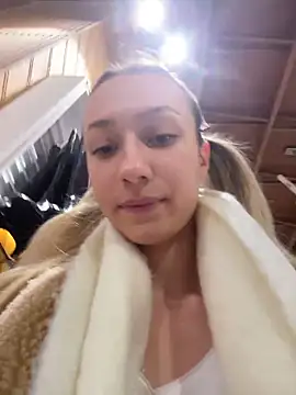 Lia__Love live sex cam