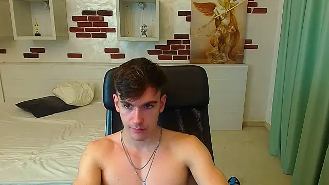 BradyFlint live sex cam