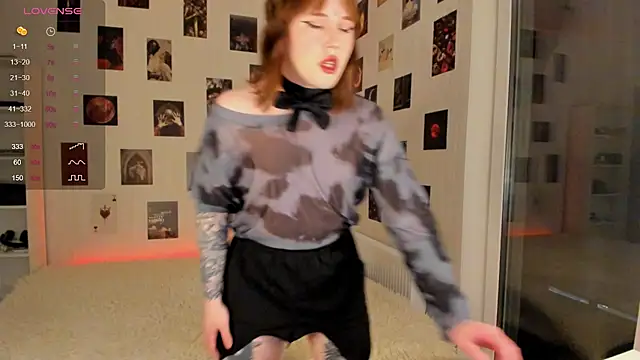 Alice_moonshard live sex cam