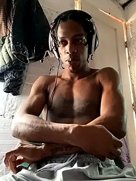 Larry-n-clouds's cam snapshot