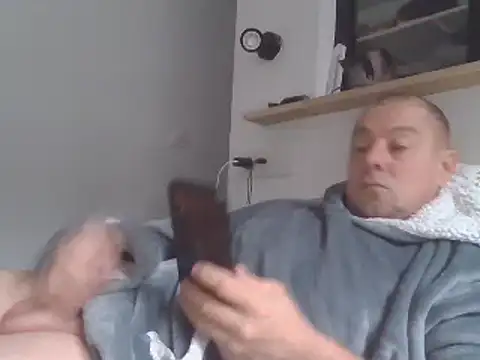 hugoboys4576's cam snapshot