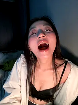 haiyan125216 live sex cam