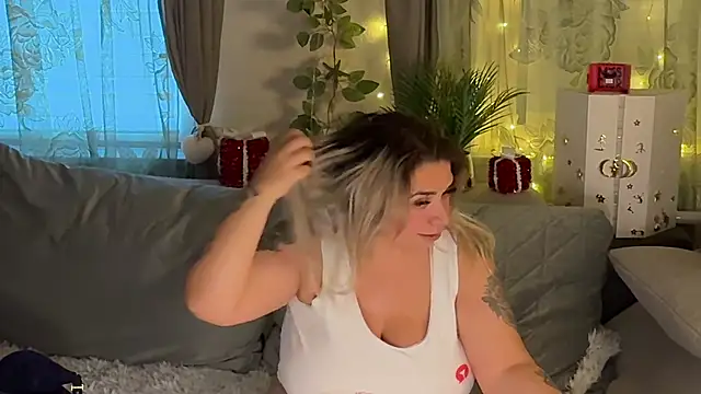 Monageil live sex cam