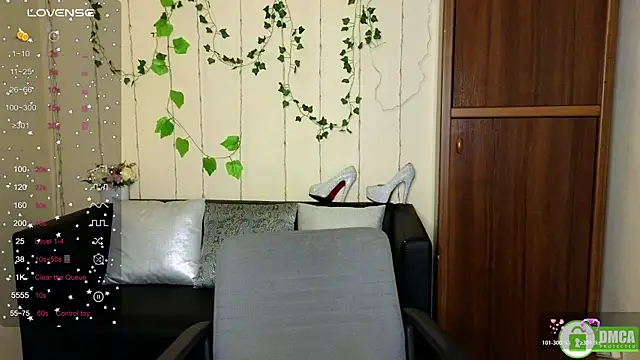 Alicia_redfollow live sex cam