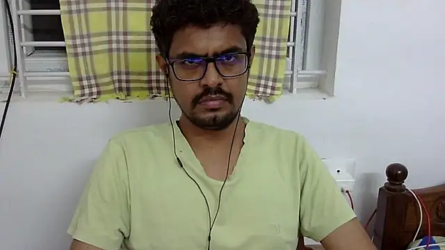 The_SHY_uncut live sex cam