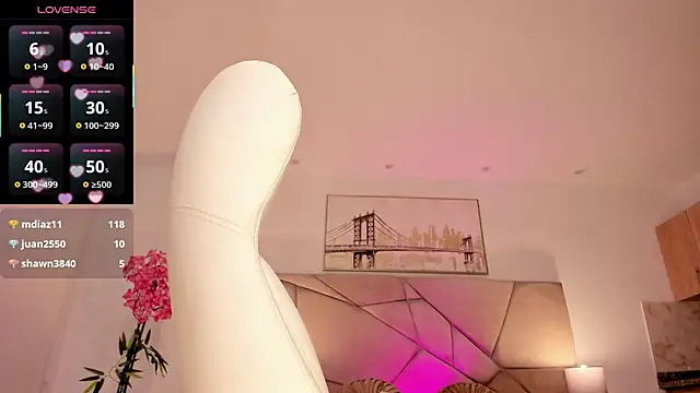 kim_thompson_1's cam snapshot