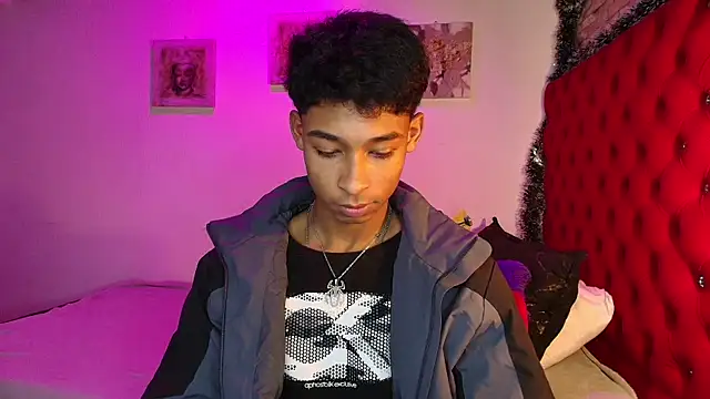 CoffeNaughty_nom live sex cam