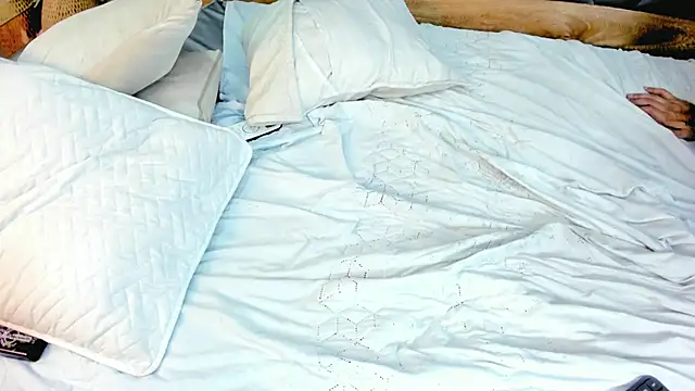 yayi_derek live sex cam