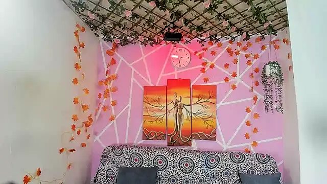 Fresahot2005 live sex cam