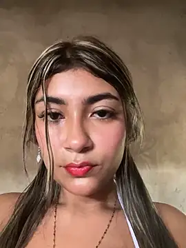 Sweed-virgin-pussy live sex cam