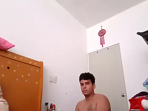 SemisoftElbow561 live sex cam