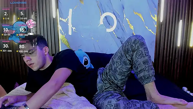 LiamNovak live sex cam