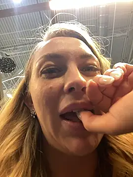 Sweet___Emily live sex cam