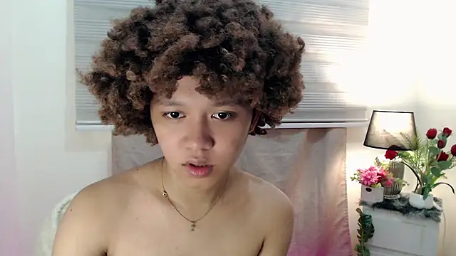 yourfavdollyxxx live sex cam