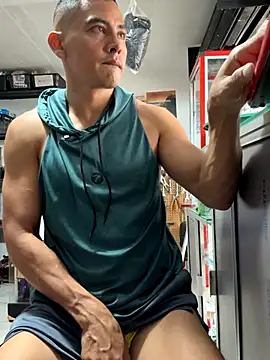 Paul22cm- live sex cam