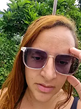 AliceRuivinha2 live sex cam