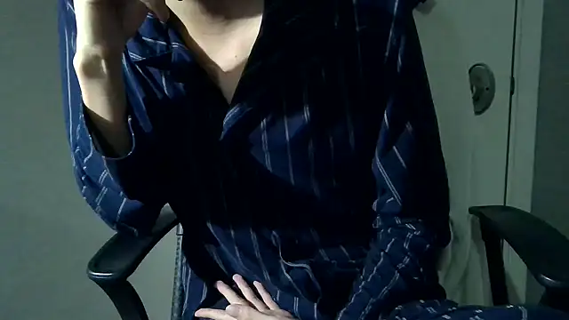 minhyuck001 live sex cam