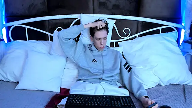 MarkBranston live sex cam