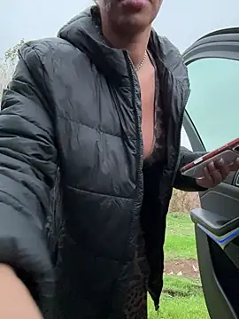 KirstieVegas live sex cam