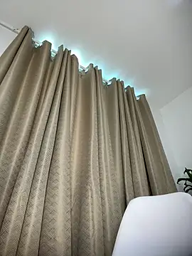 cuteluci_ live sex cam