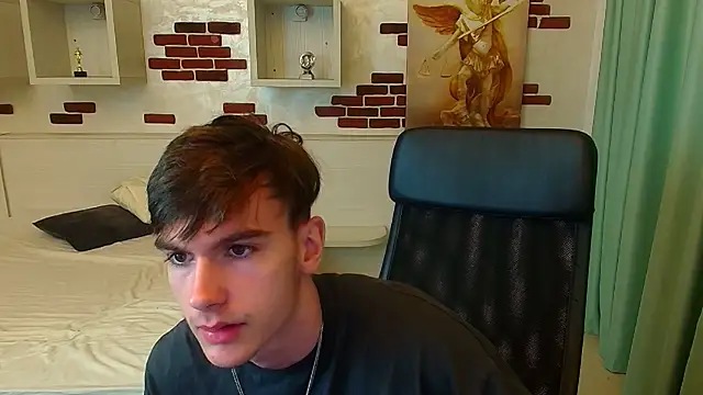 BradyFlint live sex cam