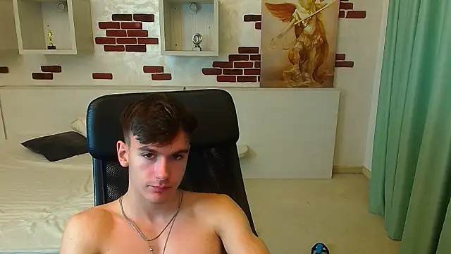 BradyFlint live sex cam