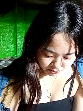 Bee-bgolden's cam snapshot