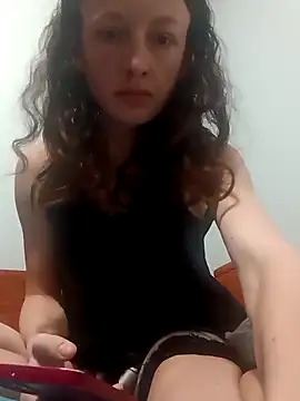 AlisKiv's cam snapshot