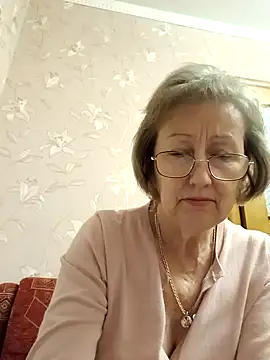 AlikaSwan5821's cam snapshot