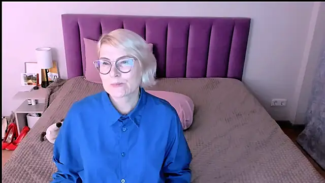 sabrinamacmarren's cam snapshot